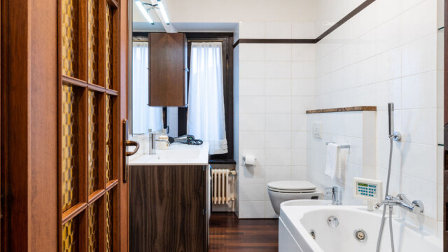 appartamento girasole bagno idro