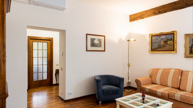 Appartamento a Como per lavoro, turismo o appoggio per degenze ospedaliere. Appartamenti vicino Ospedale Sant'Anna di San Fermo della Battaglia (CO). Appartamento a Como per lavoro, turismo o appoggio per degenze ospedaliere. Appartamenti vicino Ospedale Sant'Anna di San Fermo della Battaglia (CO).