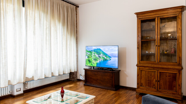Appartamento a Como per lavoro, turismo o appoggio per degenze ospedaliere. Appartamenti vicino Ospedale Sant'Anna di San Fermo della Battaglia (CO). Appartamento a Como per lavoro, turismo o appoggio per degenze ospedaliere. Appartamenti vicino Ospedale Sant'Anna di San Fermo della Battaglia (CO).
