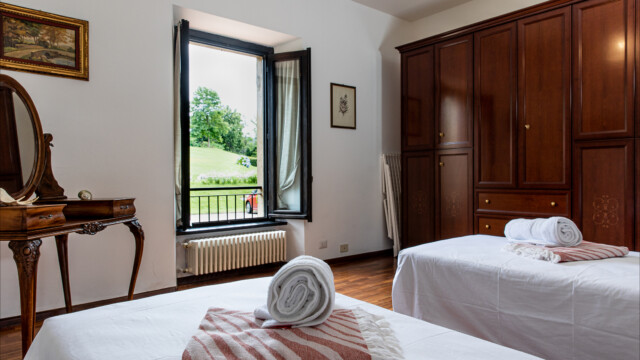 Appartamento a Como per lavoro, turismo o appoggio per degenze ospedaliere. Appartamenti vicino Ospedale Sant'Anna di San Fermo della Battaglia (CO). Appartamento a Como per lavoro, turismo o appoggio per degenze ospedaliere. Appartamenti vicino Ospedale Sant'Anna di San Fermo della Battaglia (CO).