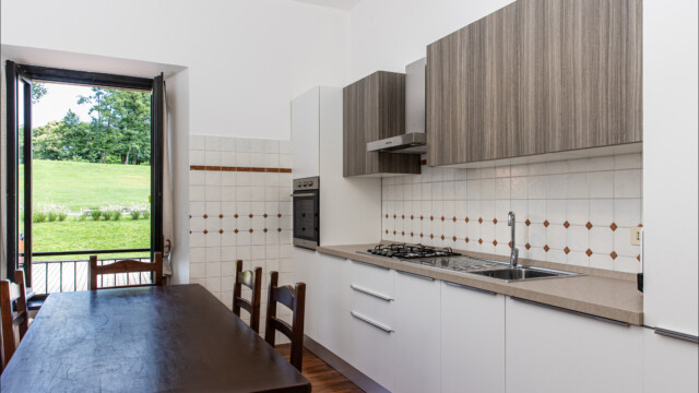Appartamento a Como per lavoro, turismo o appoggio per degenze ospedaliere. Appartamenti vicino Ospedale Sant'Anna di San Fermo della Battaglia (CO). Appartamento a Como per lavoro, turismo o appoggio per degenze ospedaliere. Appartamenti vicino Ospedale Sant'Anna di San Fermo della Battaglia (CO).